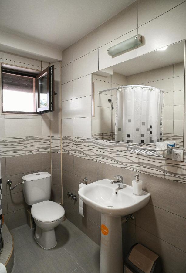 Prenociste I Restoran Ihthis Bajina Basta Exteriér fotografie