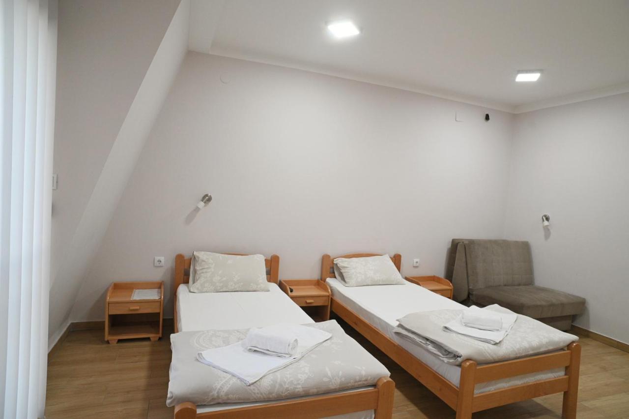 Prenociste I Restoran Ihthis Bajina Basta Exteriér fotografie
