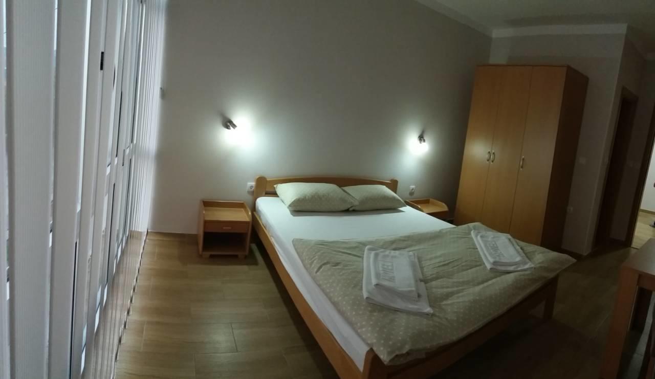 Prenociste I Restoran Ihthis Bajina Basta Exteriér fotografie