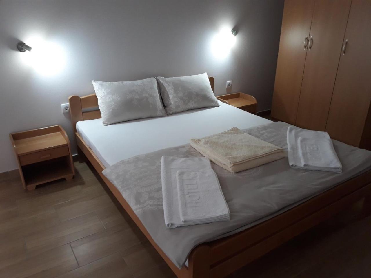 Prenociste I Restoran Ihthis Bajina Basta Exteriér fotografie