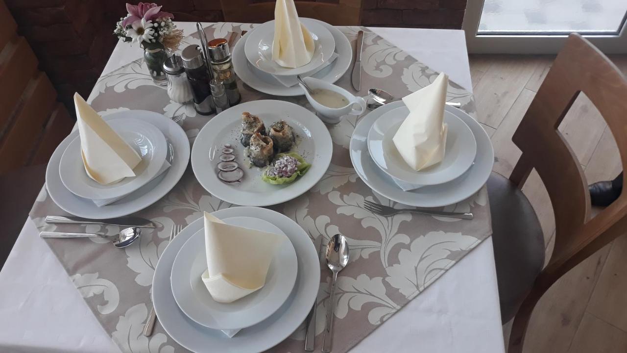 Prenociste I Restoran Ihthis Bajina Basta Exteriér fotografie