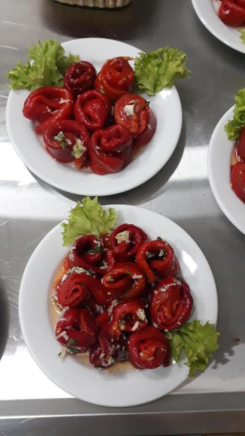 Prenociste I Restoran Ihthis Bajina Basta Exteriér fotografie